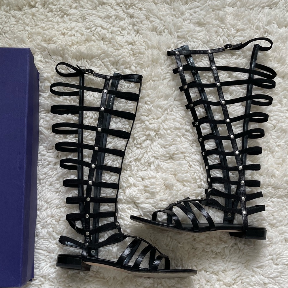 Stuart Weitzman Gladiator Black Leather Sandals size 9.5
